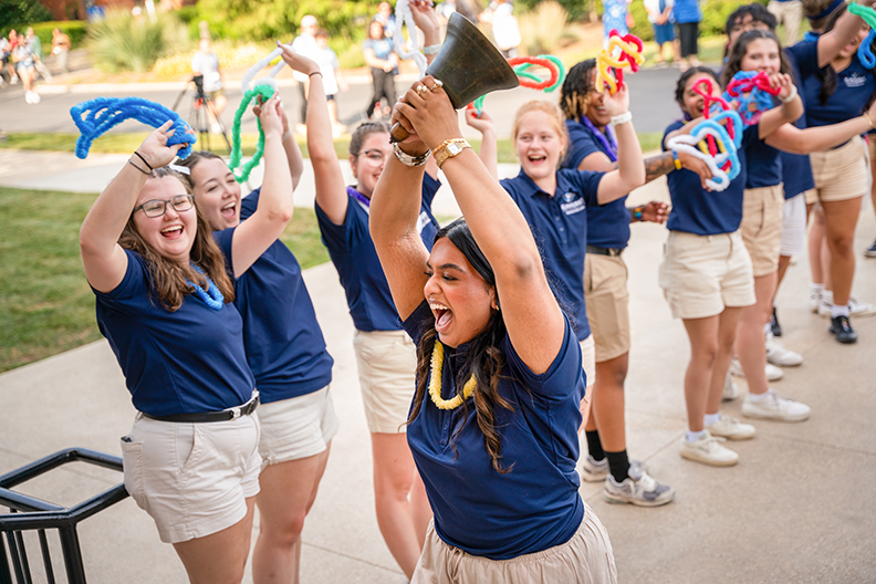 New Students Celebrate the Start of a New Academic Year on Campus